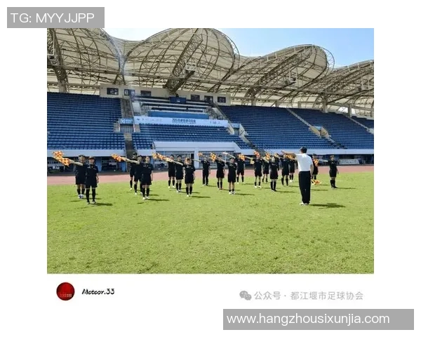 都江堰足球明星的成长之路与未来发展展望 都江堰足球明星的成长之路与未来发展展望